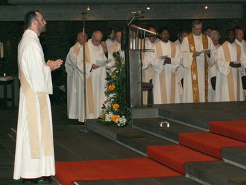 Bei der Priesterweihe
