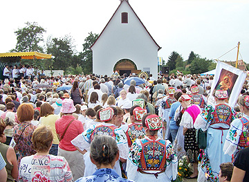 Bendición del Santuario en Mala Subotica - Fotos: Grill/Stemle