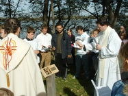 Fr. Mark Steffl blessing the Stations of the Cross in  Sleepy Eye, USA, October 18 - Photos: Niehaus
