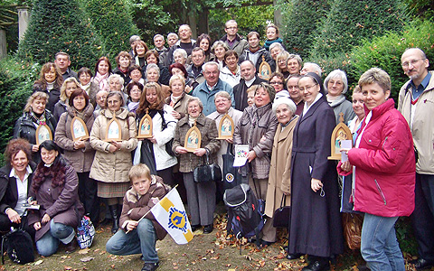 Peregrinos polacos de Dortmund, Alemania, en Metternich - Foto: Czogala
