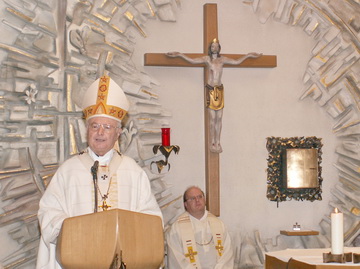 Erzbischof Dr. Robert Zollitsch unterstützt die Stiftung