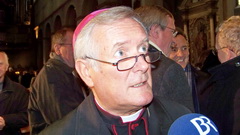 Bischof Hofmann - Foto: Tobias Pechmann
