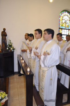 Missa no Santuário de Santa Maria e Consagração do curso “Sacerdos Filialiter”