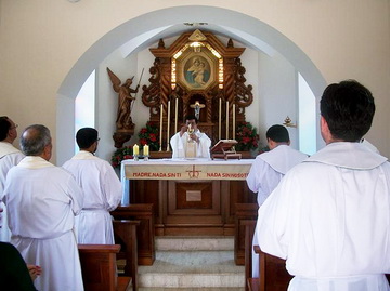 Heilige Messe im Heiligtum in Lima