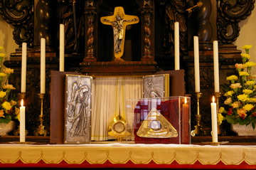 El Simbolo del Padre brevemente en el Santuario Original