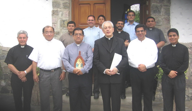 Sacerdotes diocesanos en Lima, Perú