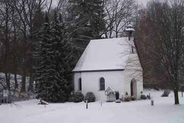 Heiligtum in Aulendorf, ganz in weiß