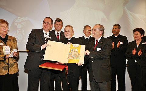 Bei der Verleihung des Ökumenepreises an "Miteinander für Europa"