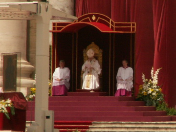 benedikt XVI. am Freitag, 11. Juni, bei der Messe zum Abschluss des Priesterjahres