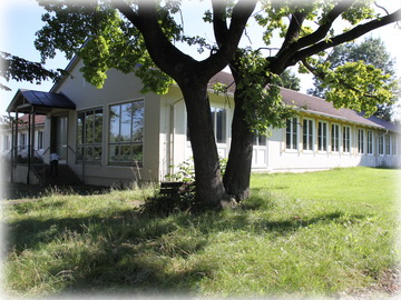 Das Schulgebäude in Kempten-Leubas (Foto: Miriam Immler)
