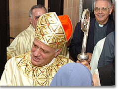 Jahrestag des Amtsantritts von Bischof Gino Reali