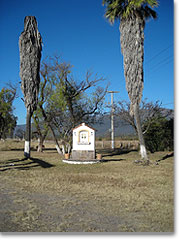 Bildstock am Ortseingang von Chicoana, Salta
