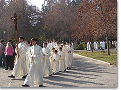 3. Juni in Bellavista: mehrere Priester- und Diakonatsweihen