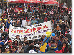 Tausende machten mit beim 11. Solidaritätsmarsch von Dequeni