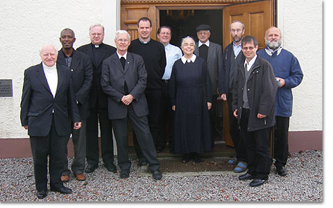 Pilger aus dem Institut der Schnstatt-Dizesanpriester in Cambrai