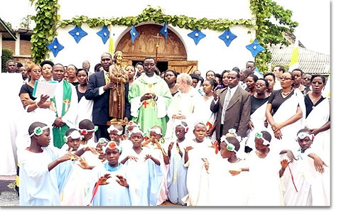 Bujumbura, Mont Sion Gikungu: 11. Gründungstag des Chors Niklaus von der Flüe, und Schülerwallfahrt