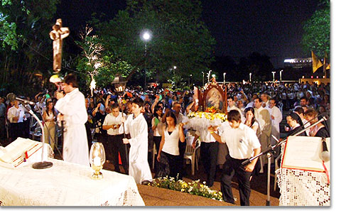 21. September: Feier des 10. Jahrestages des “Jungen Heiligtums” in Asunción