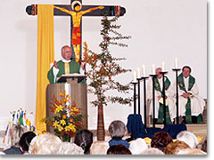 Mons. Dr. Peter Wolf bei der Predigt am 30. September
