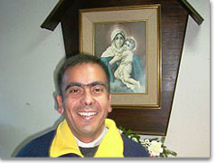 Pfarrer Cristian Moya H., der die Gemeinschaft von Con Con priesterlich begleitet
