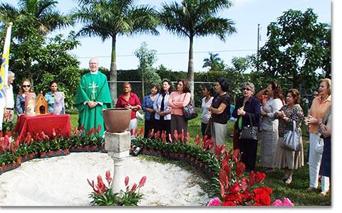 18. November in Miami, Florida: Verschenken der Beitrge zum Gnadenkapital