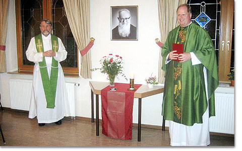 Das Bild Pater Kentenichs im Josef-Kentenich-Saal in Mannheim