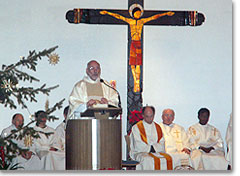 Pater Ludwig Lipp bei der Predigt in der Bndnismesse