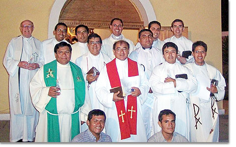 Wie im Jahr 2007 werden wieder Tagungen fr Priester angeboten, in Chile und in Peru