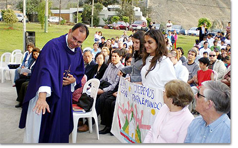 Jahrestag des Schnstattheiligtums in La Molina, Lima, Peru