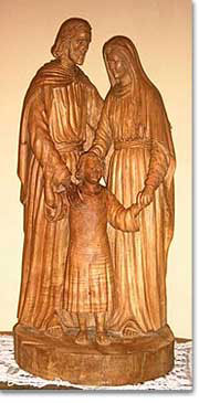 Statue der Heiligen Familie im Heiligtum von Tuparenda