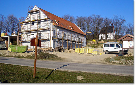 Neben dem Schnstatt-Heiligtum in Obudavar, Ungarn, entsteht das Bildungshaus