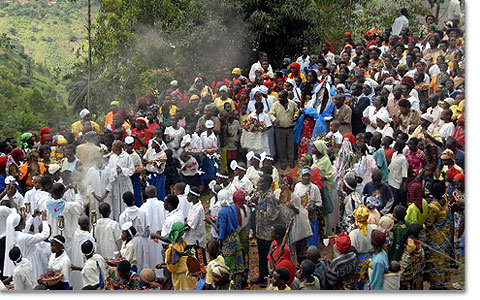 Ankunft der dritten Internationalen Auxiliar in Buhonga, Burundi