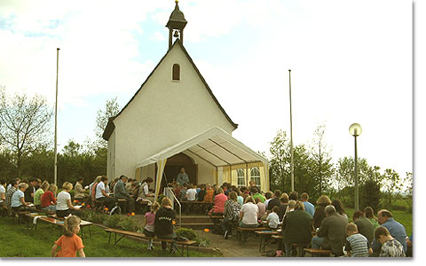 Paderborn-Benhausen: ein Tag für Erstkommunionkinder