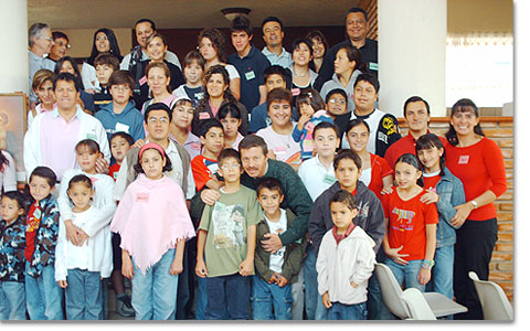 Teilnehmer des Familien-Integrations-Wochenendes in der Nähe von Mexico City