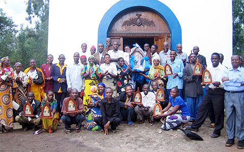 Schulungswoche der Schönstattfamiloie von Isingiro, Tansania, in Gegenwart der 3. Internationalen Auxiliar der Kampagne der Pilgernden Gottesmutter