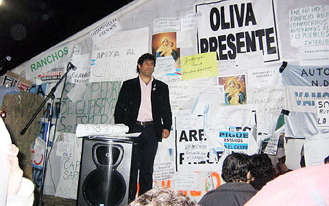 Die MTA – gleich zweimal – im Zelt der Landwirtschaft vor dem Parlament in Buenos Aires, auf dem Höhepunkt der Auseinandersetzung mit der Regierung