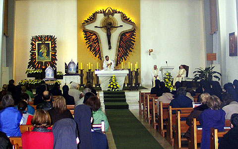 Feier des 23. Todestages von Joao Pozzobon im Rahmen des Jubiläumsjahres des Tabor-Heiligtums: heilige Messe in der Tabor-Kapelle