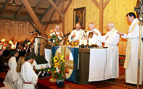 Festgottesdienst zu Maria Himmelfahrt, 15. August, im Schönstattland, Kösching