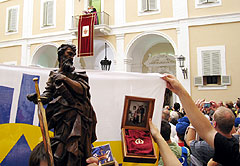 Die Statue des heiligen Paulus aus dem Heiligtum in Waldstetten war auf einmal in Rom…