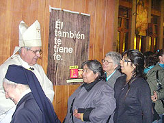 Bischof Camilo Vial begrüßt die Teilnehmer 