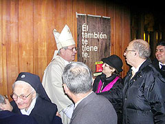 Bischof Camilo Vial begrüßt die Teilnehmer 