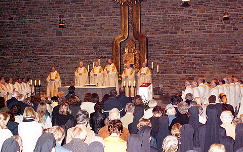 15. September, 7.00 Uhr früh: Messe in der Todesstunde Pater Kentenichs