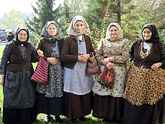 Pilger aus Perkovi, West-Slawonien, in Landestracht