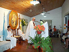 Heilige Messe mit Weihbischof Cesar Fernández