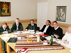 Ökumenischer Arbeitskreis bei seiner Sitzung in der Marienau