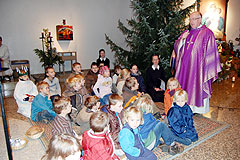 Familiengottesdienst in der Pilgerkirche: Adventsgestalten