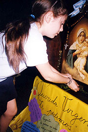 Tausend Ave Maria im Vikariat Devoto, Buenos Aires