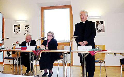 30. November: Mario-Hiriart-Forum in Haus Tabor, Schönstatt