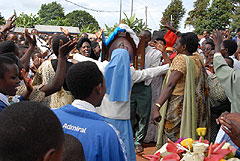Begrüßung der Auxiliar in Buta 