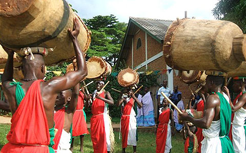 Kein Osterfest ohne Trommeln – afrikanische Osterfreude
