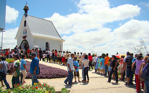 5. Weihetag des Tabor-Heiligtums der Werktagsheiligkeit in Garanhums, PE, Brasilien